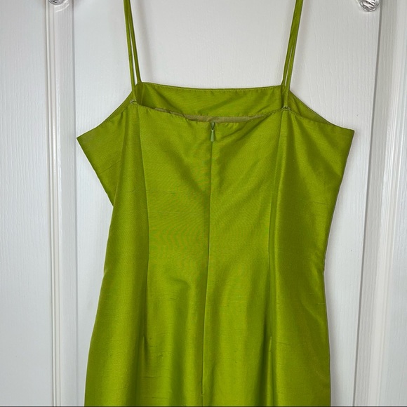 Stunning lime green dress by geometry size 6 like new - Picture 4 of 8